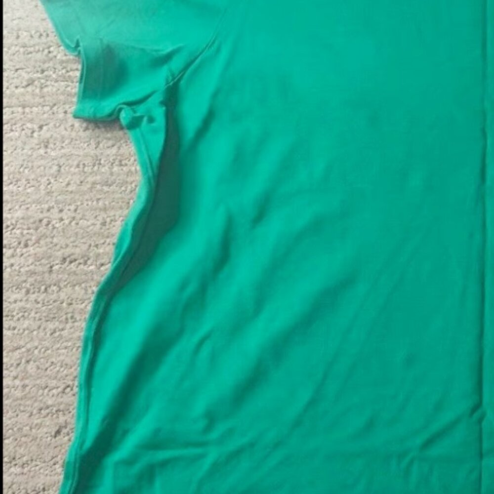 Lululemon T-shirt Size M(8-10)